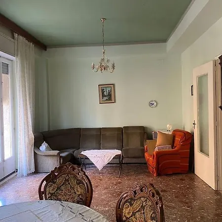 A Due Passi Dalla Stazione * Melito Di Porto Salvo